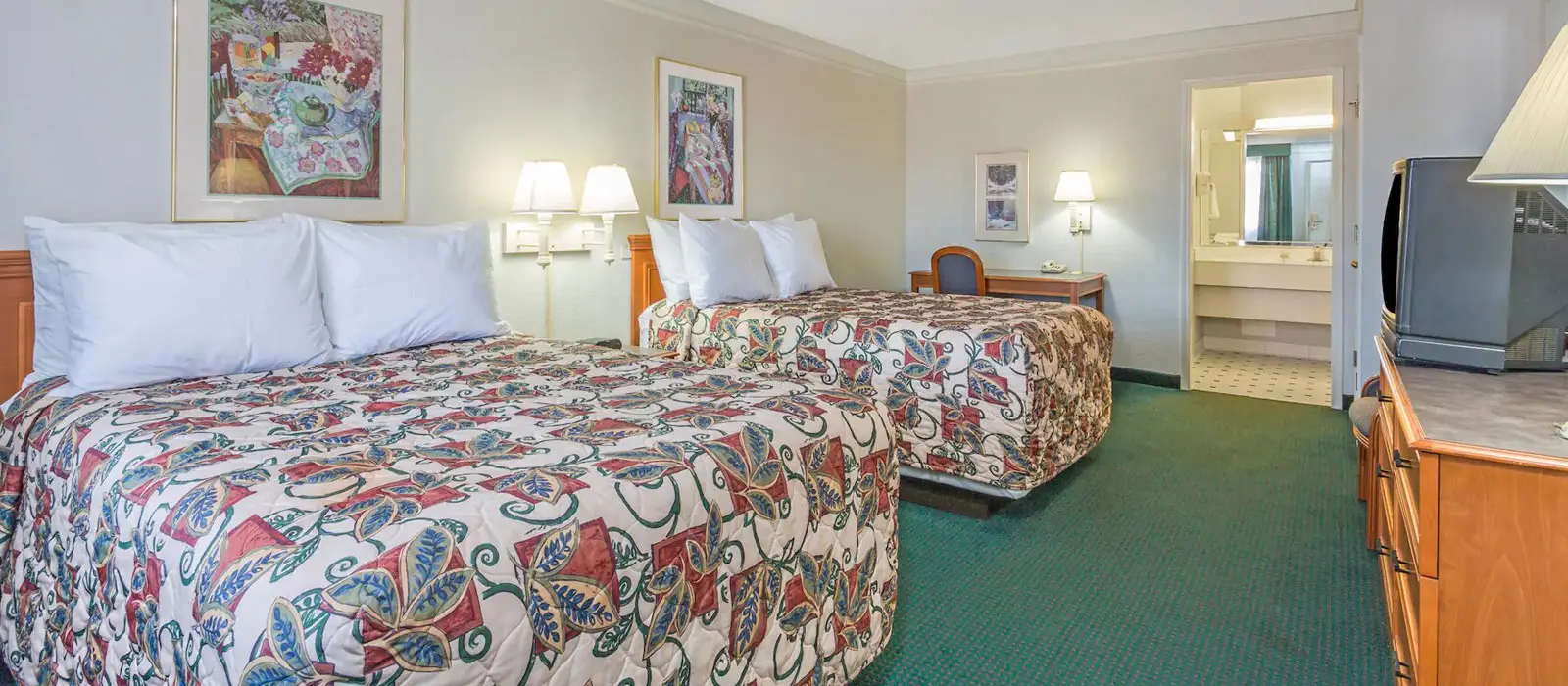 Econo Lodge Inn & Suites Richmond, Virginia — View 90 of our comfortable hotel rooms, amenities, and exterior