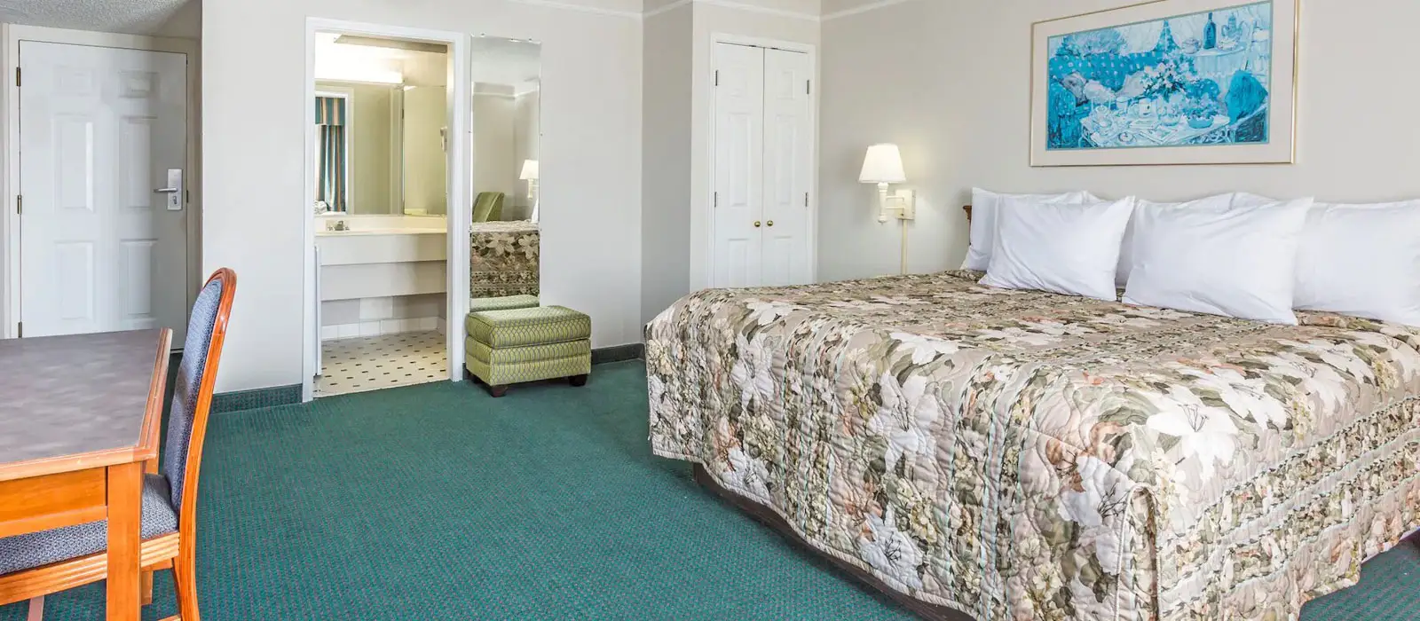 Econo Lodge Inn & Suites Richmond, Virginia — View 2 of our comfortable hotel rooms, amenities, and exterior