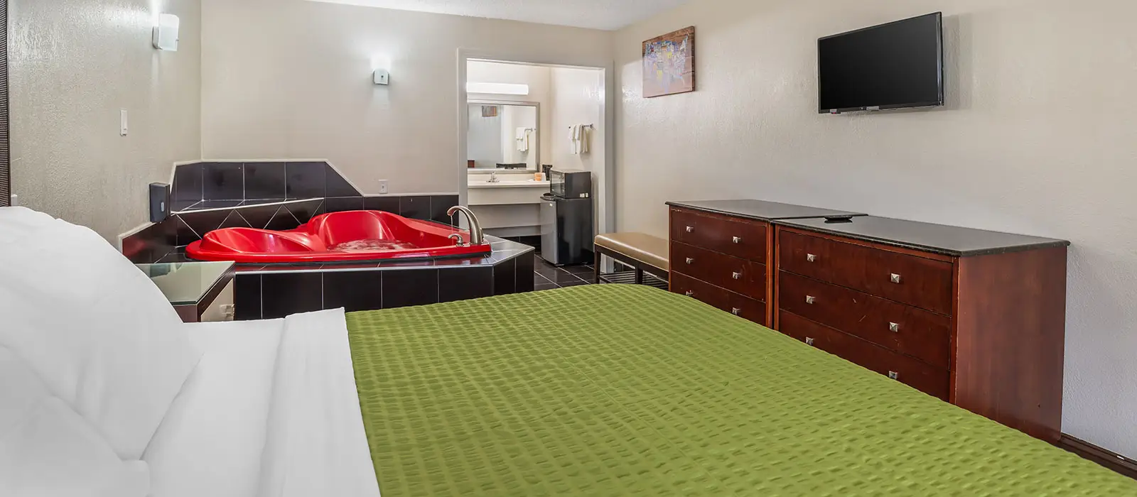 Econo Lodge Inn & Suites Richmond, Virginia — View 73 of our comfortable hotel rooms, amenities, and exterior