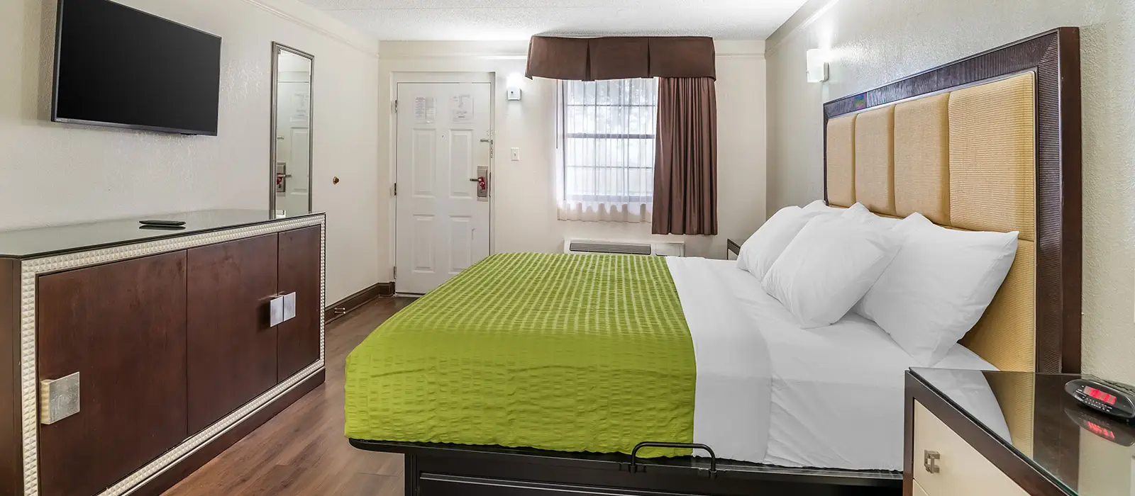 Econo Lodge Inn & Suites Richmond, Virginia — View 75 of our comfortable hotel rooms, amenities, and exterior